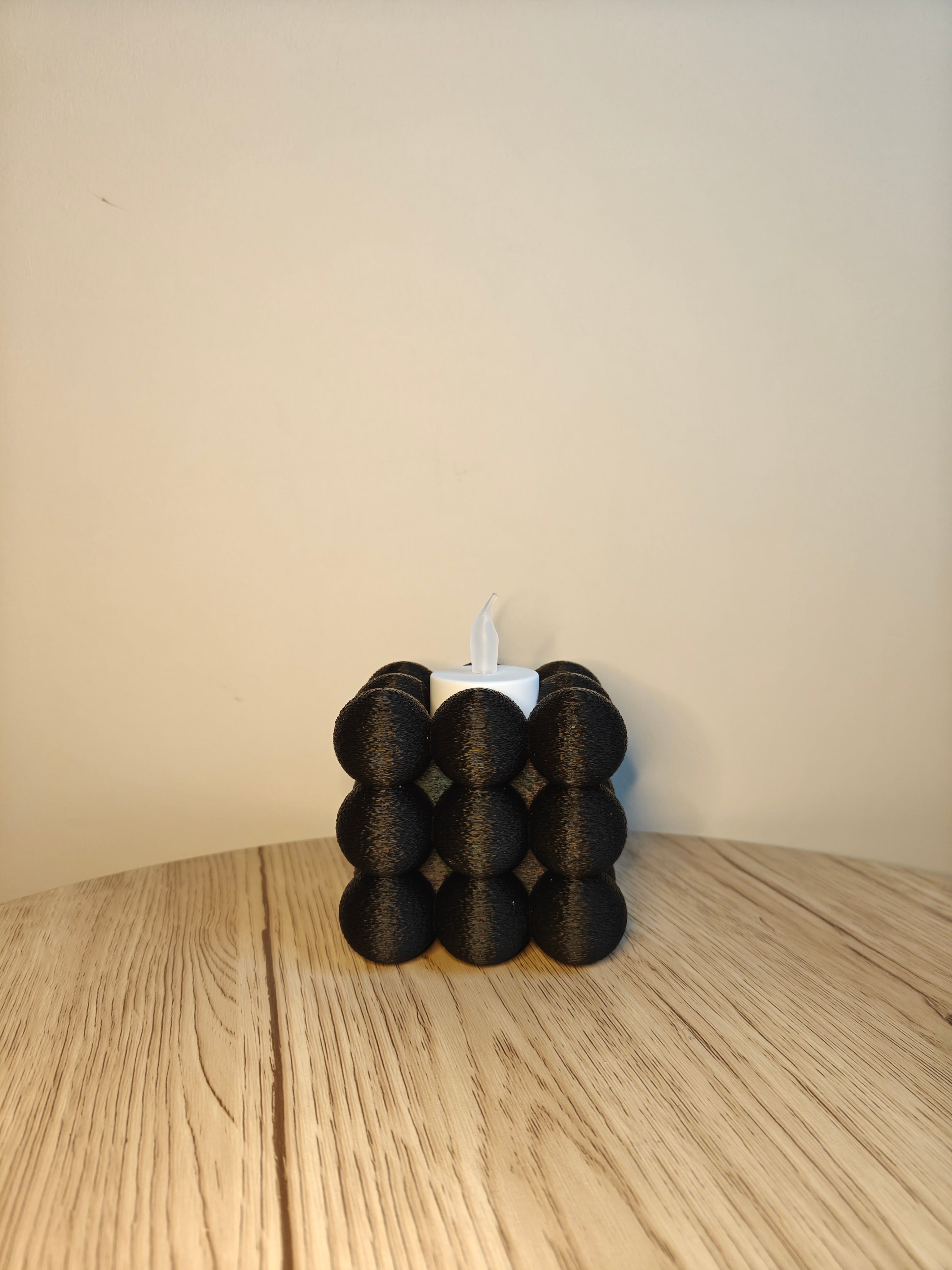 Tealight holder