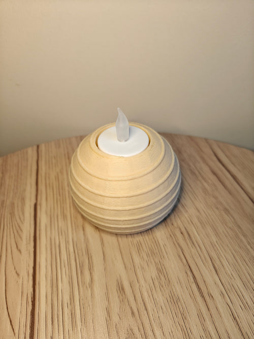 Tealight holder